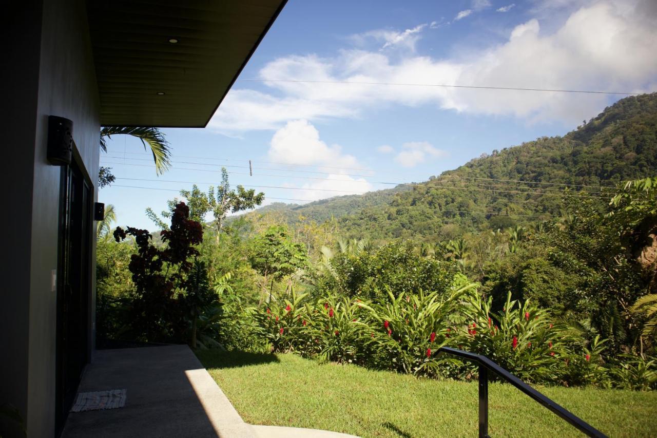 Jungle Home With King Beds -5 Minutes From The Beach أوفيتا المظهر الخارجي الصورة
